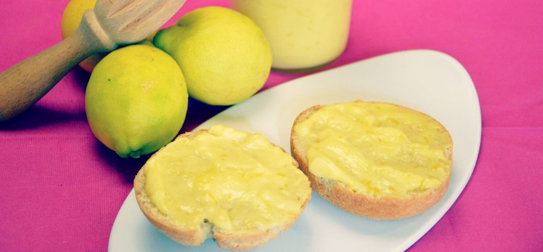 What do to with lemon curd